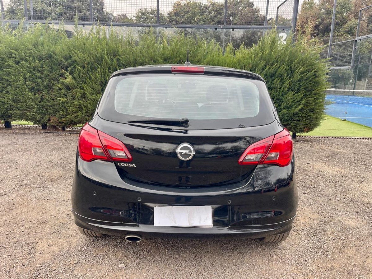 Vehicle media 6