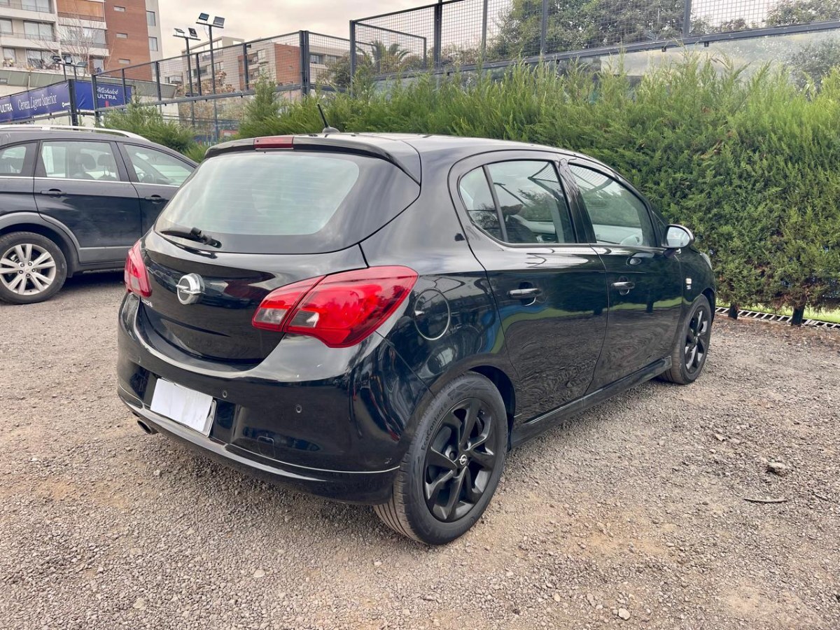 Vehicle media 8