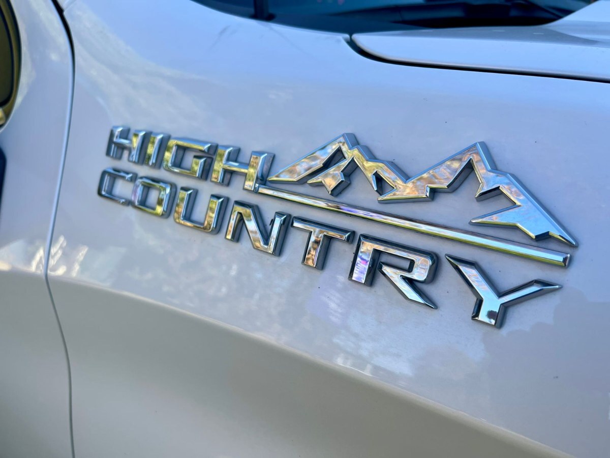 Vehicle media 13
