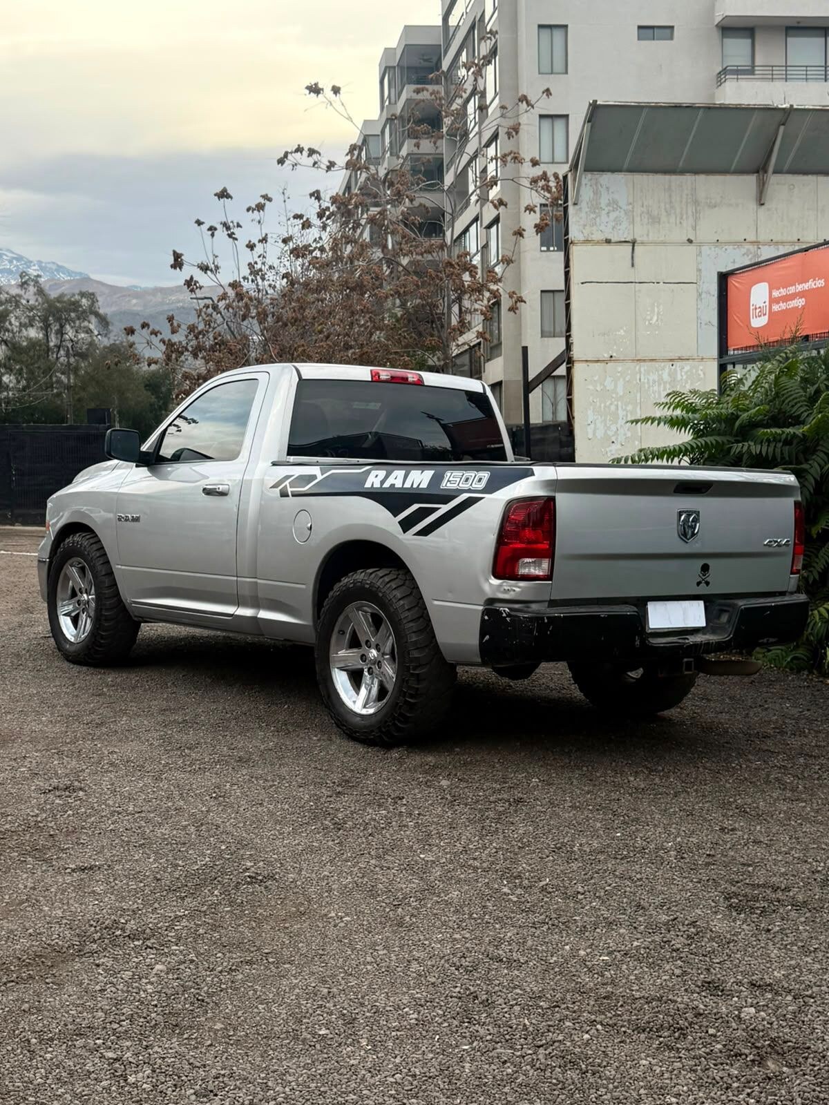 Vehicle media 6