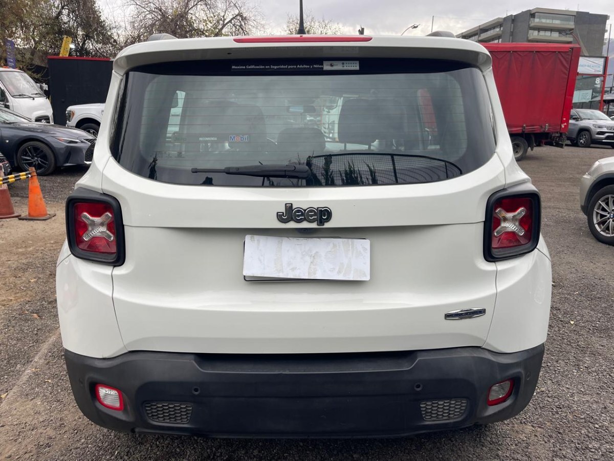 Vehicle media 3