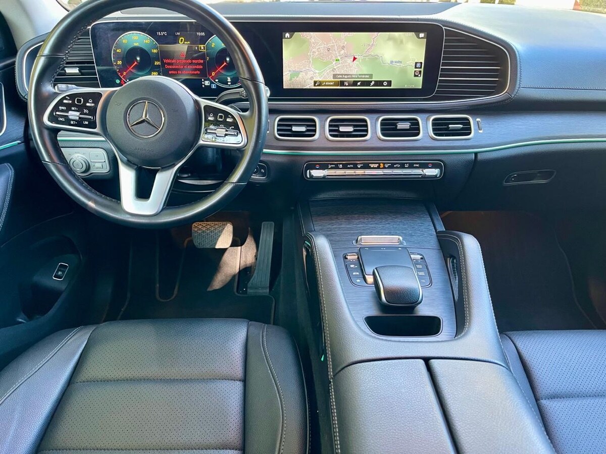 Vehicle media 11