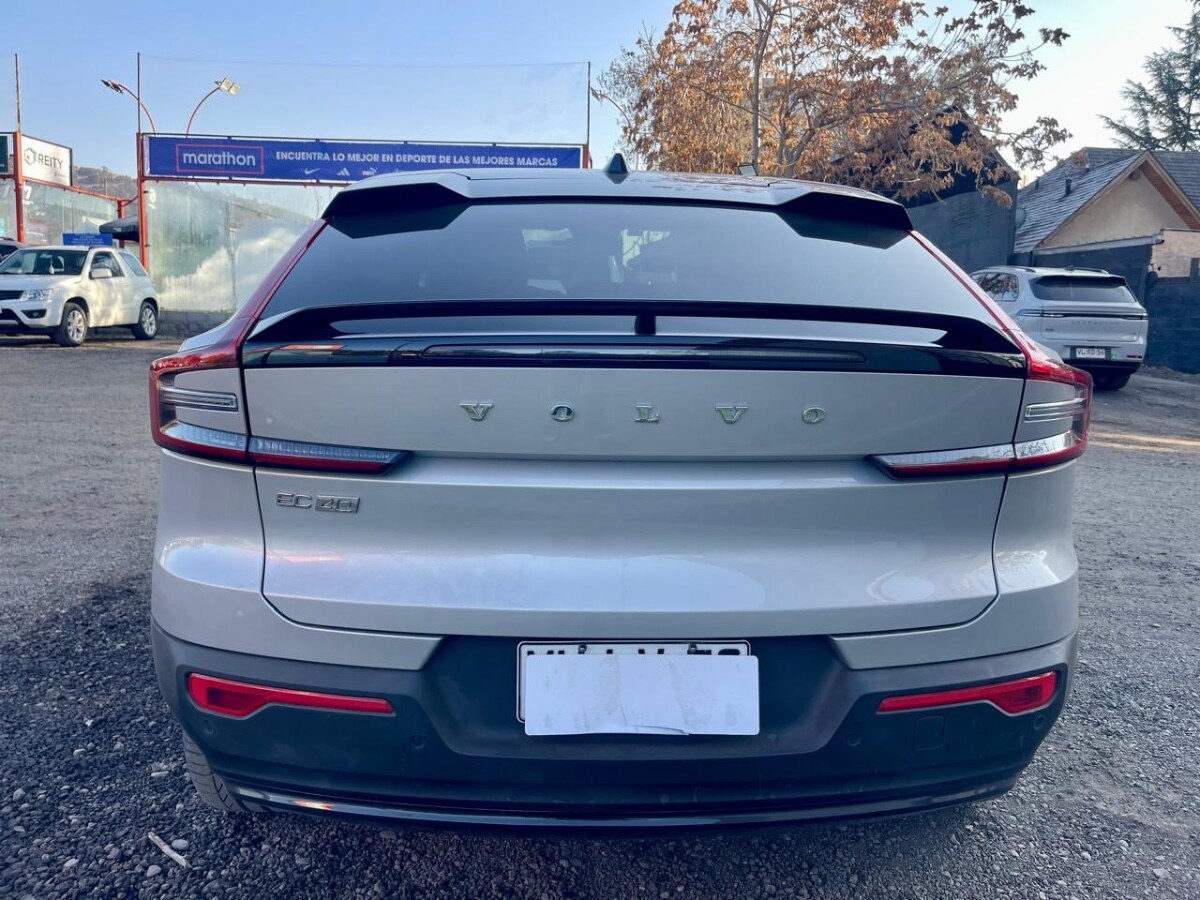 Vehicle media 4