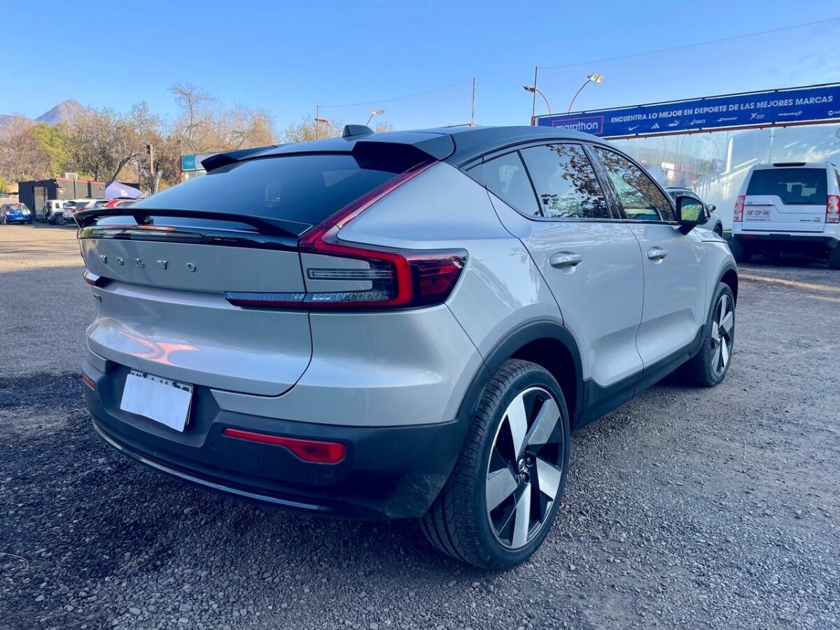Vehicle media 6