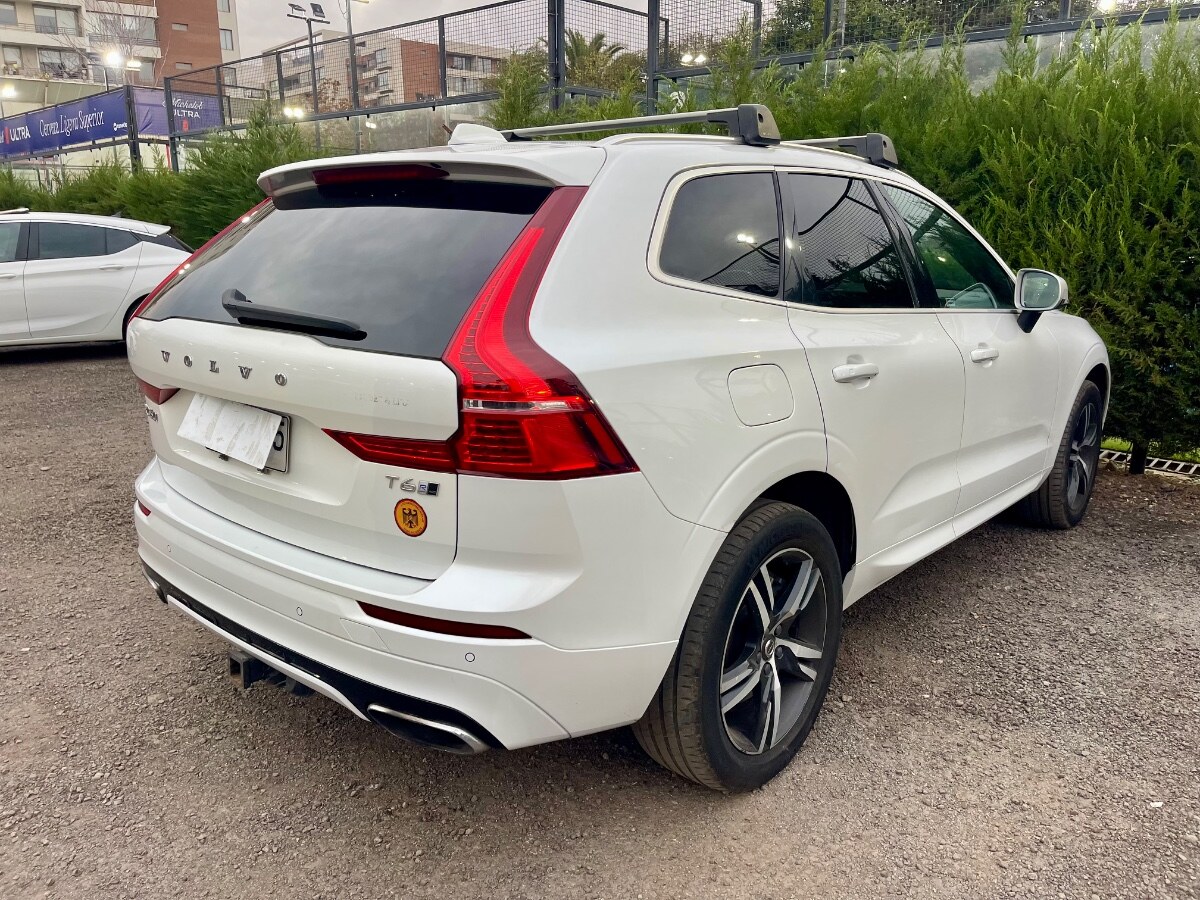 Vehicle media 6