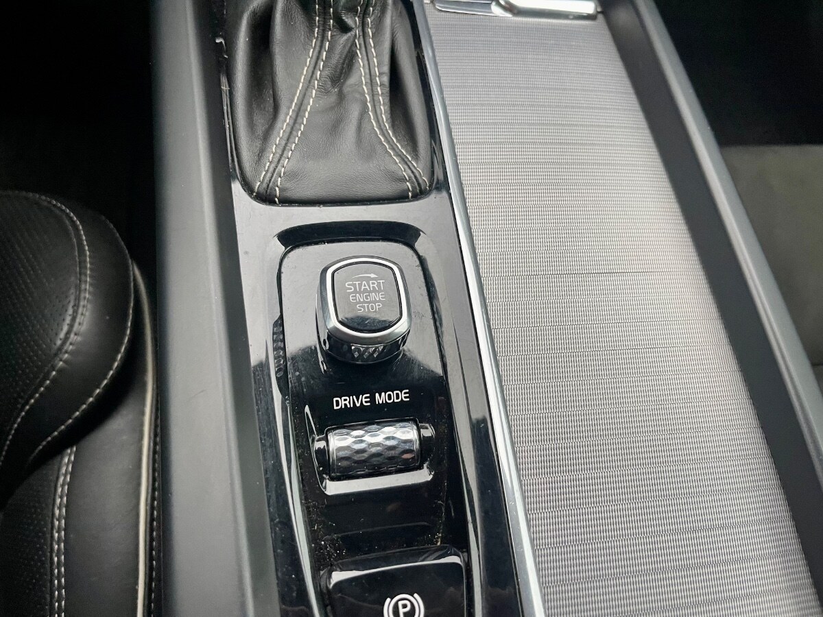 Vehicle media 13