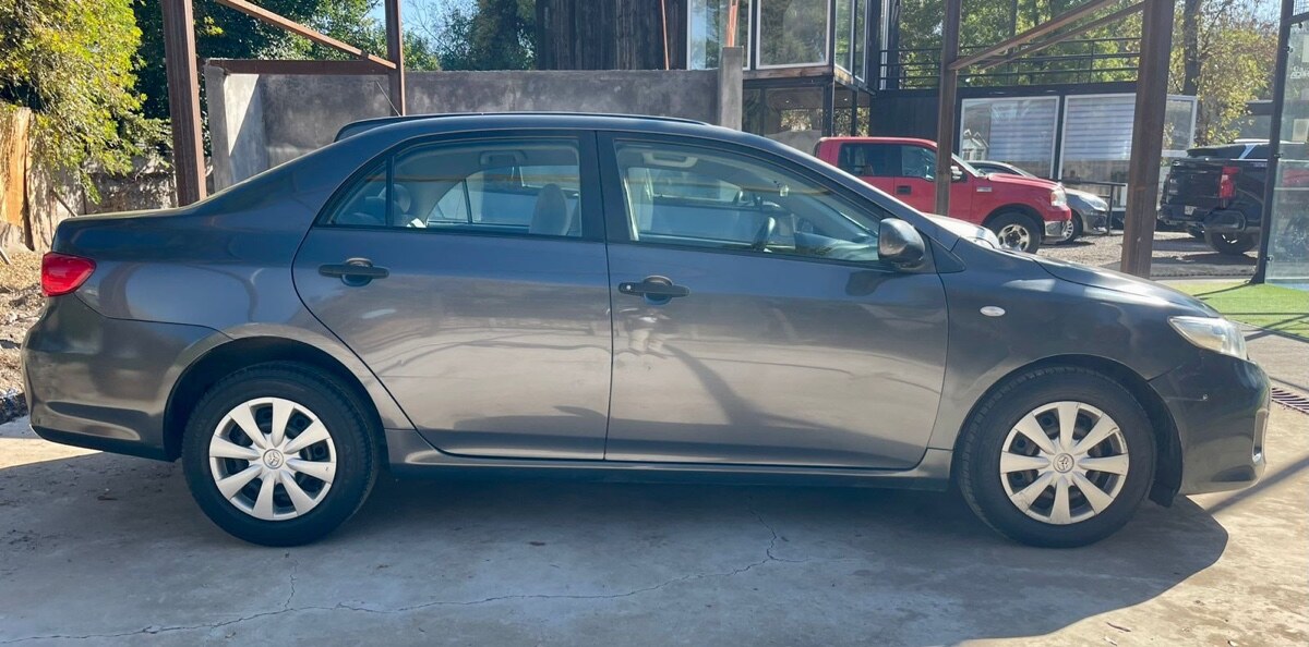 Vehicle media 4