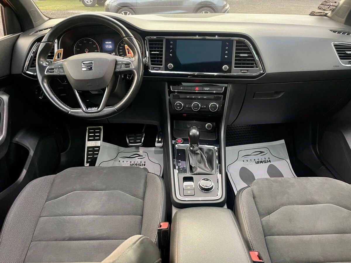 Vehicle media 9
