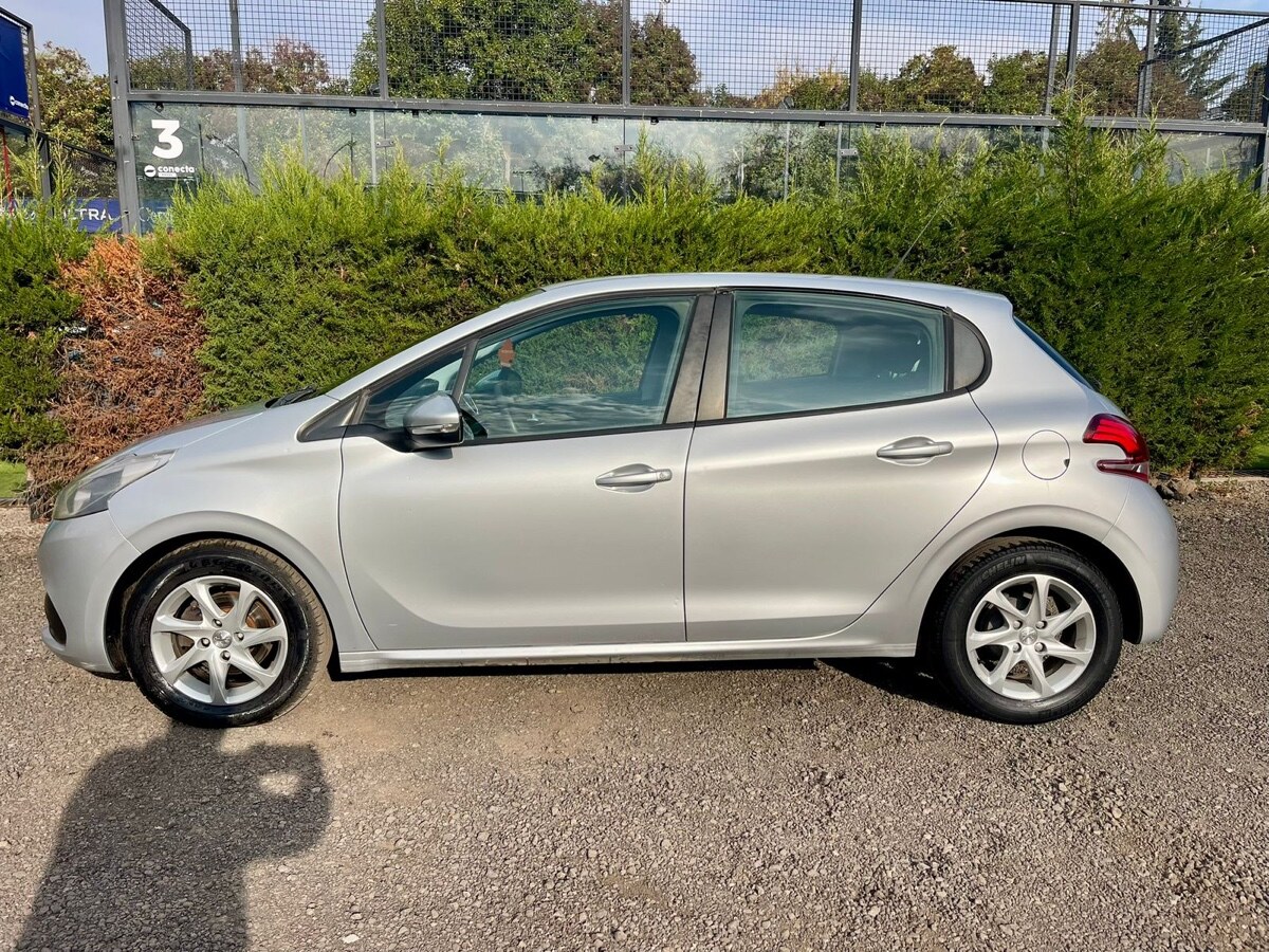 Vehicle media 5