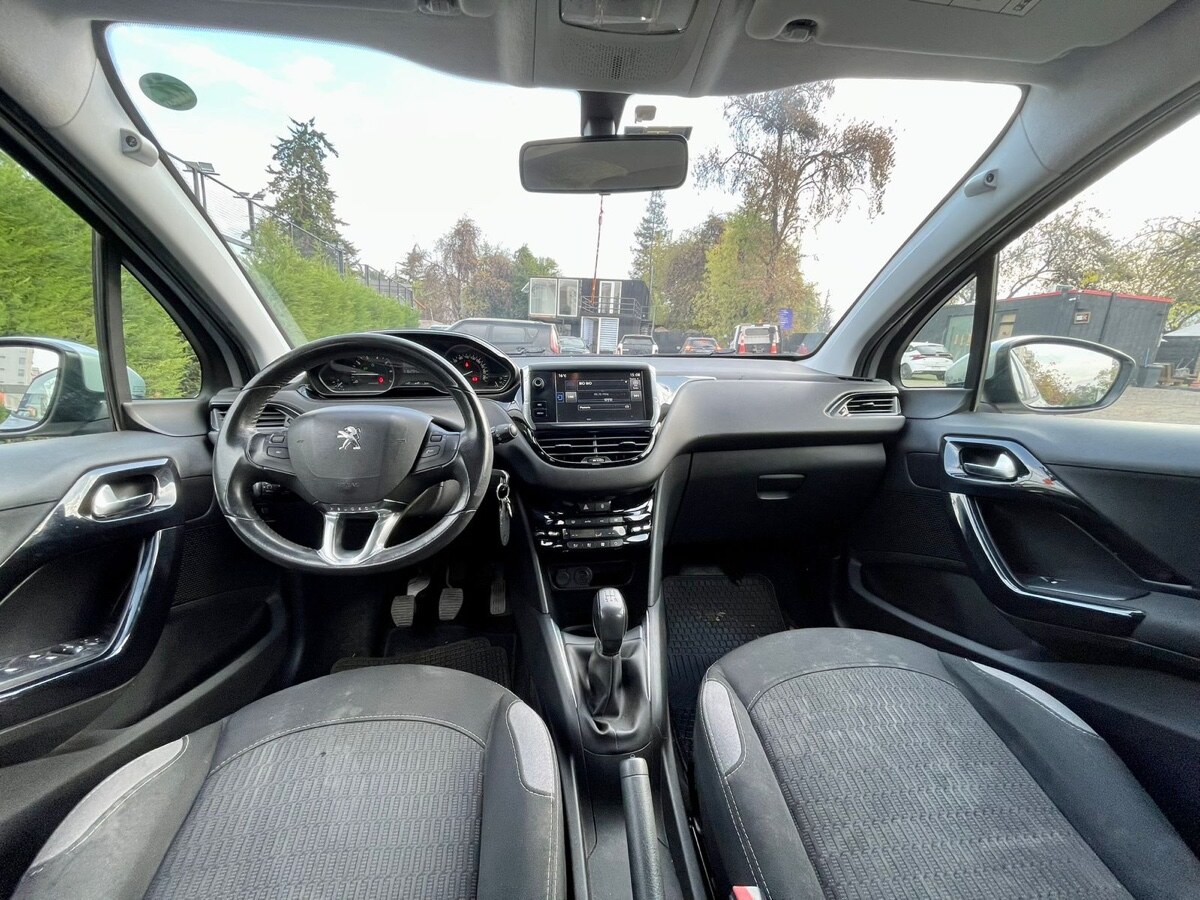 Vehicle media 9