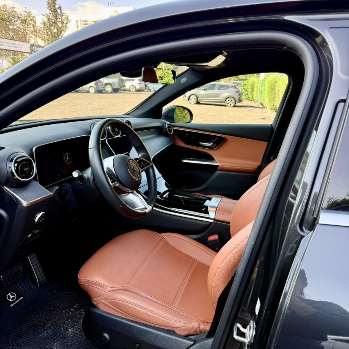 Vehicle media 7