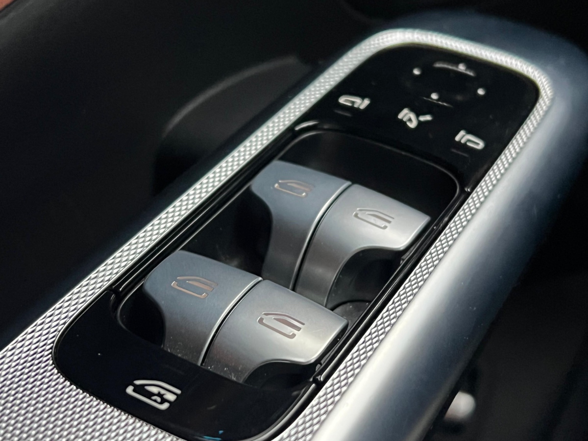 Vehicle media 18