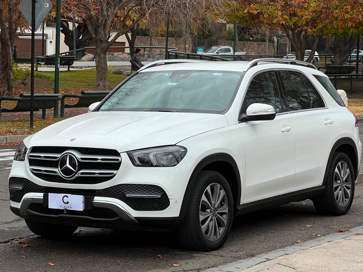 Vehicle media 4