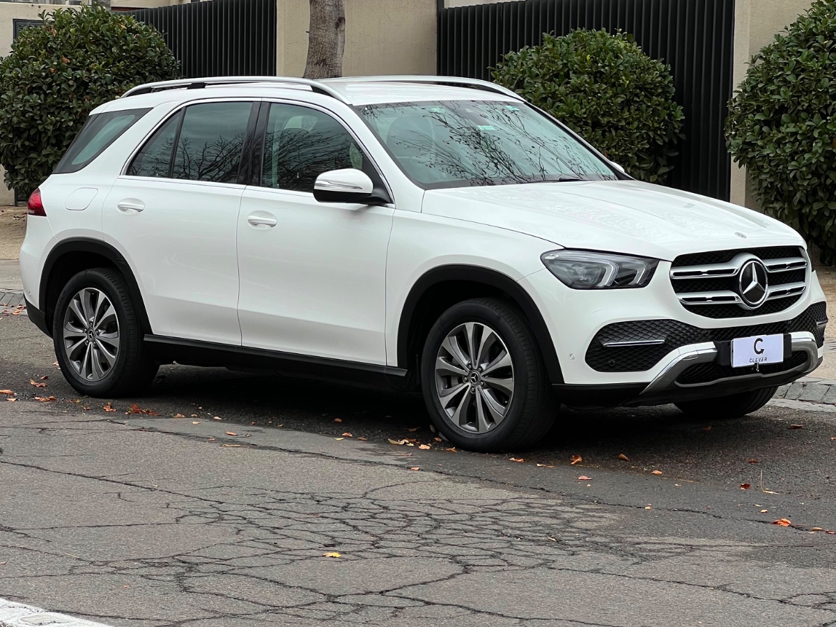 Vehicle media 5