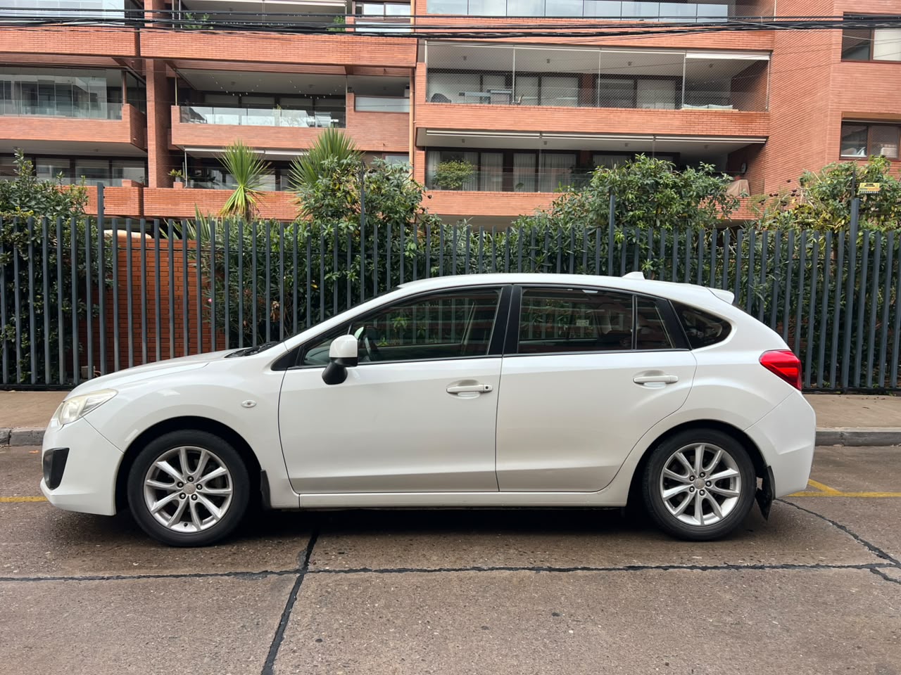 Vehicle media 4