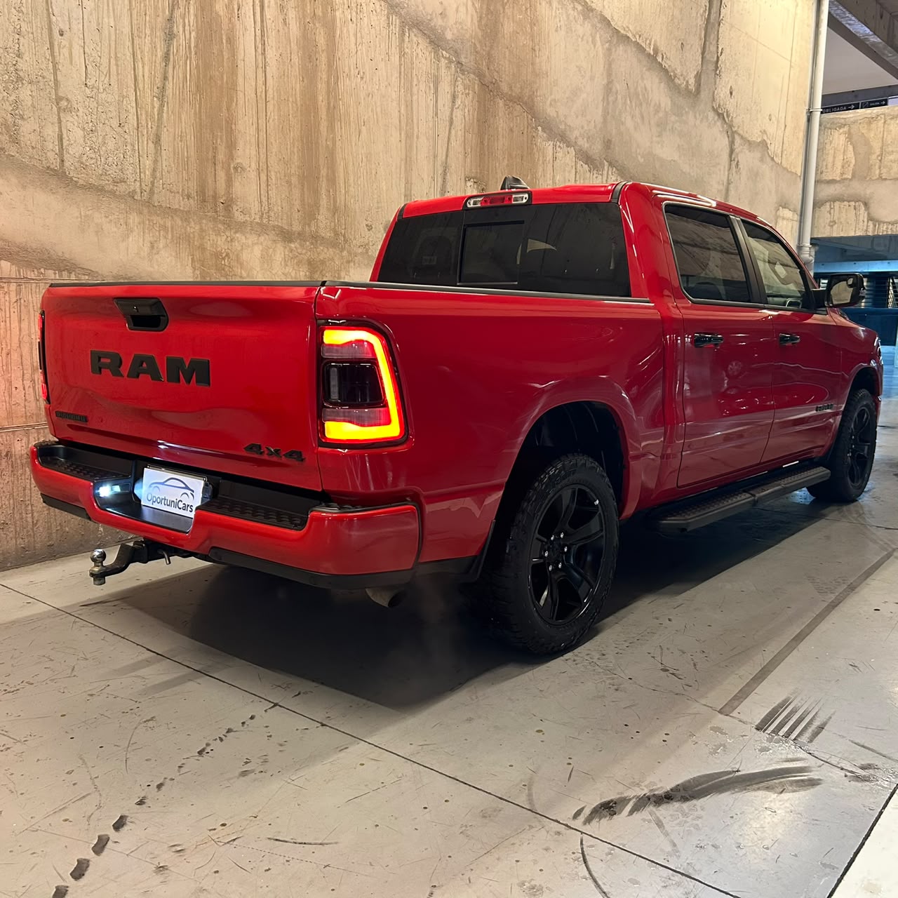 Vehicle media 5