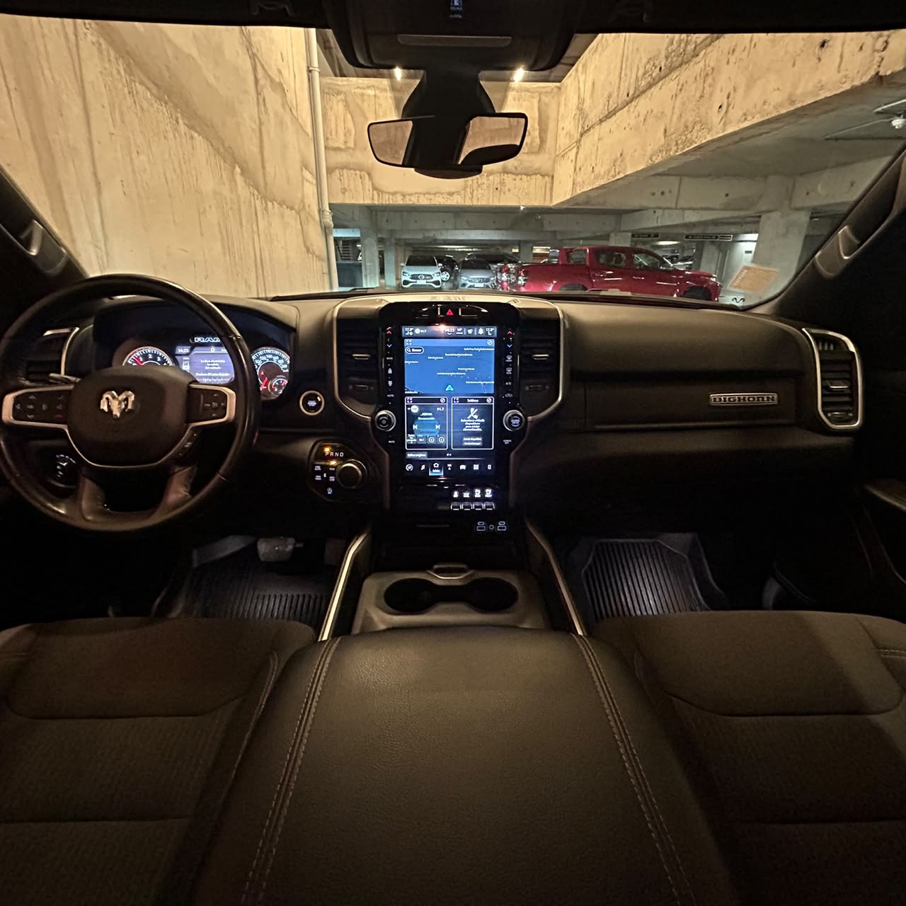 Vehicle media 9