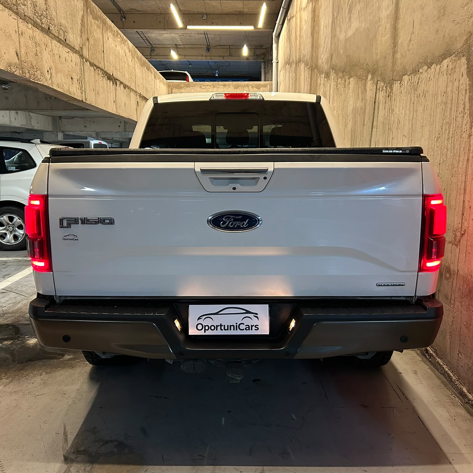 Vehicle media 4