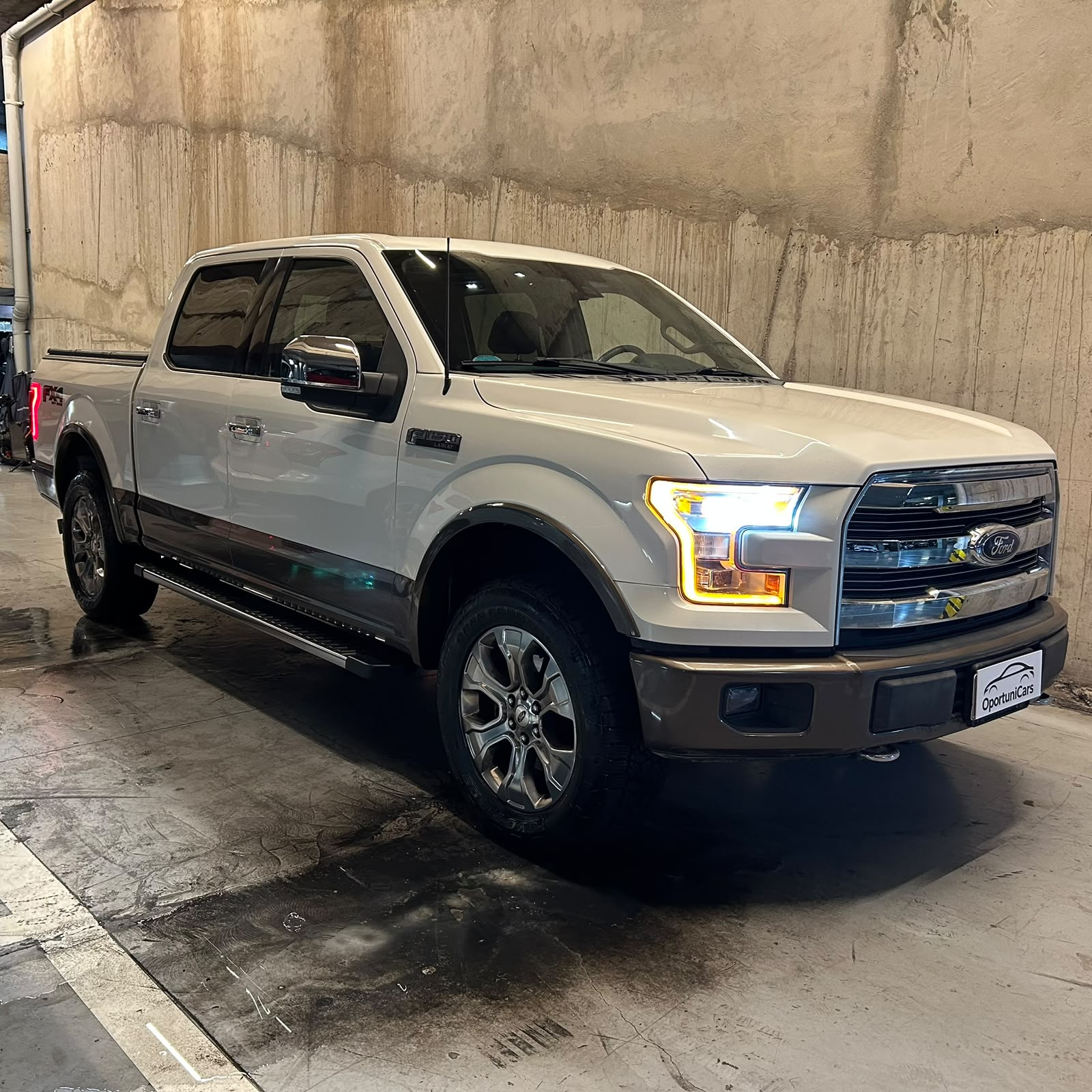 Vehicle media 7