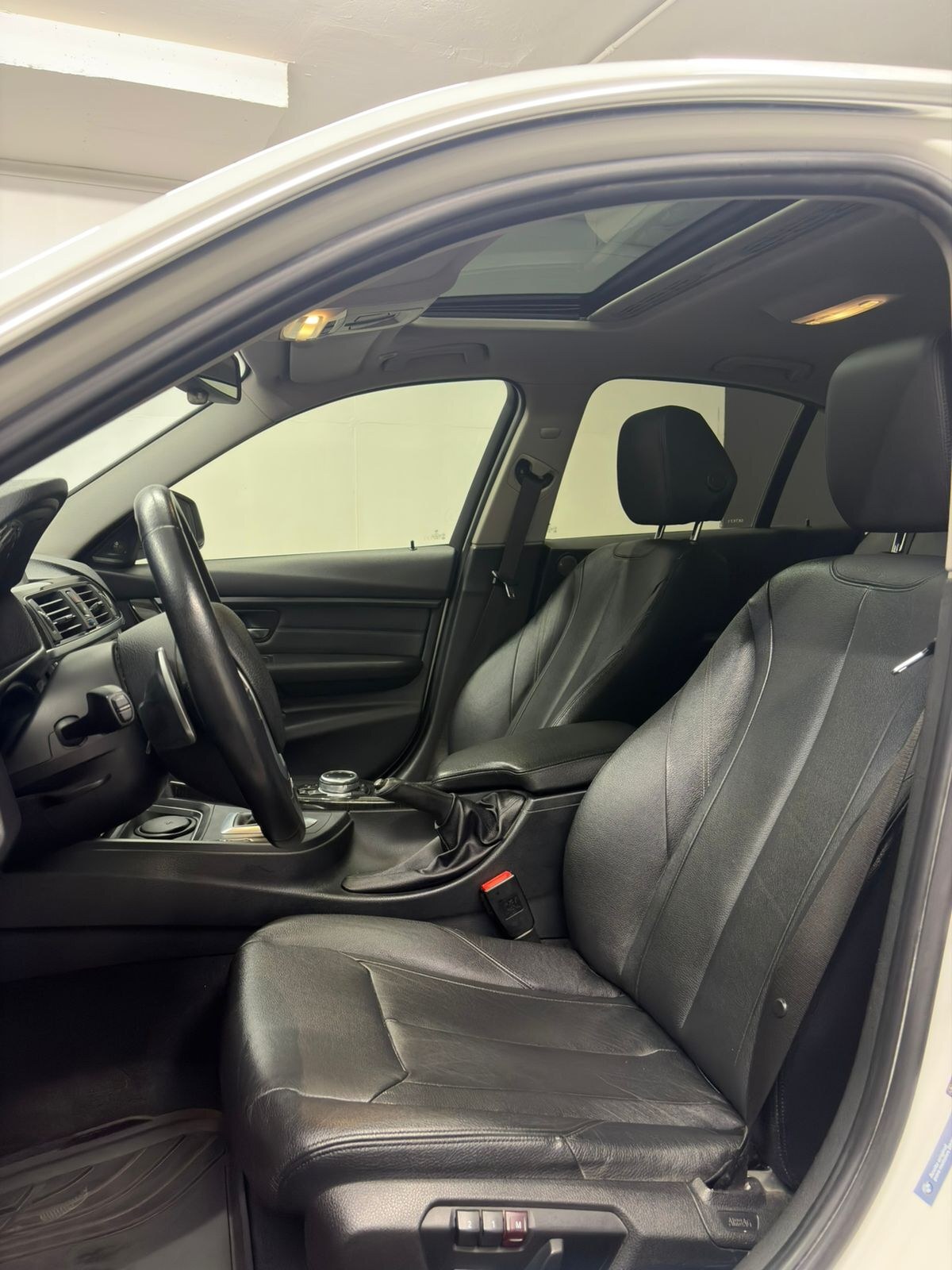 Vehicle media 10