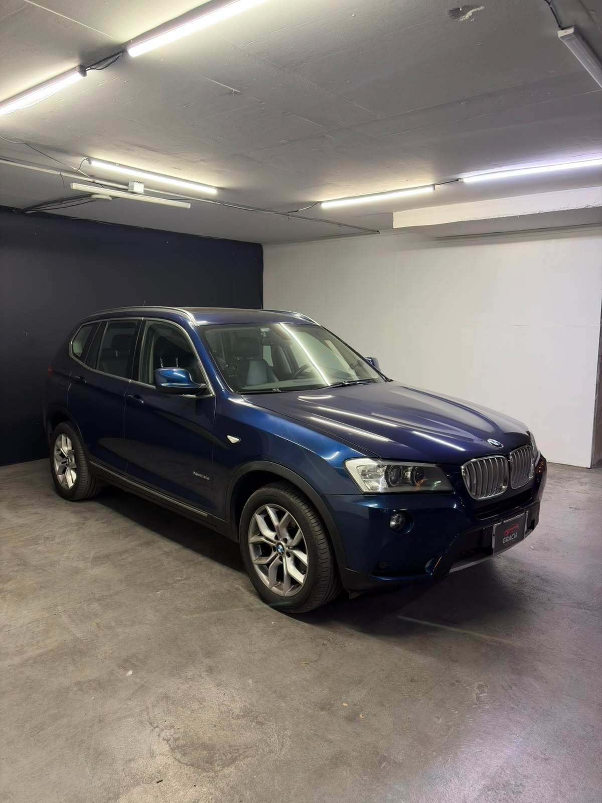 Vehicle media 3