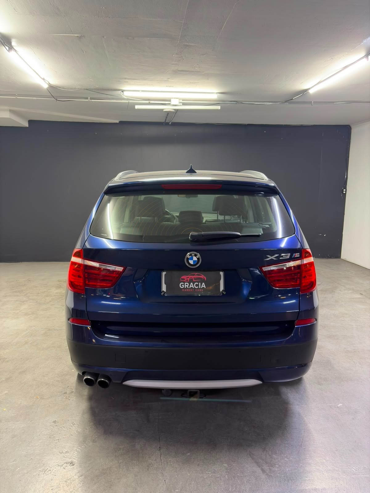 Vehicle media 5
