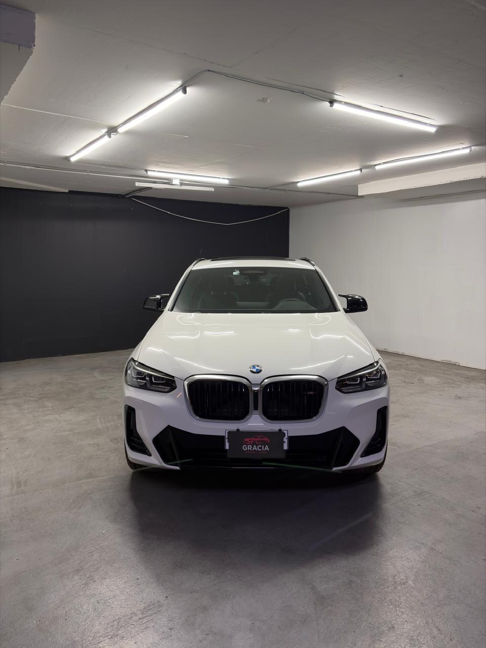 Vehicle media 2