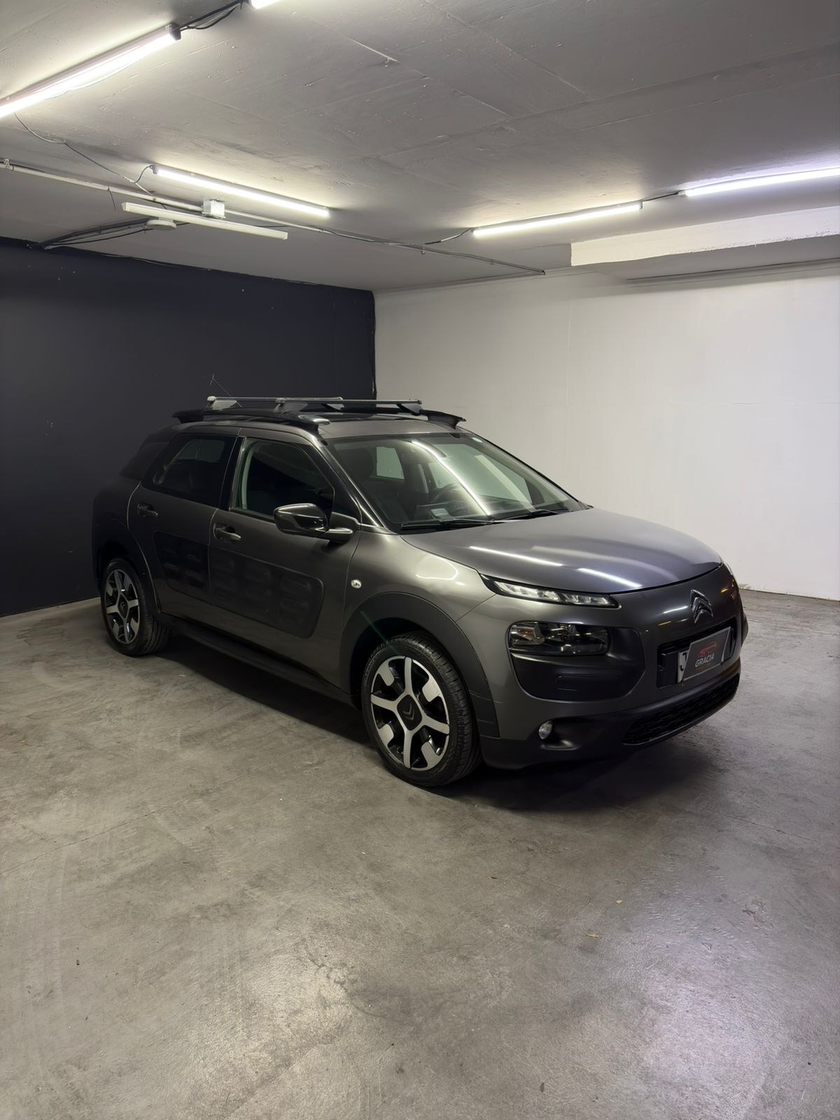 Vehicle media 3