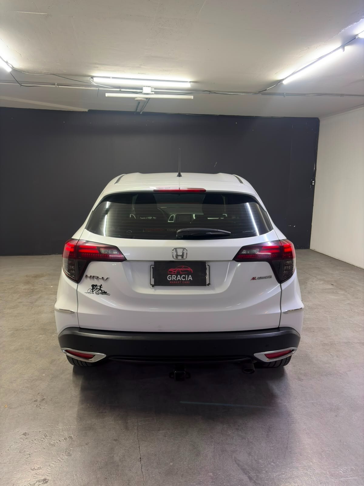 Vehicle media 5
