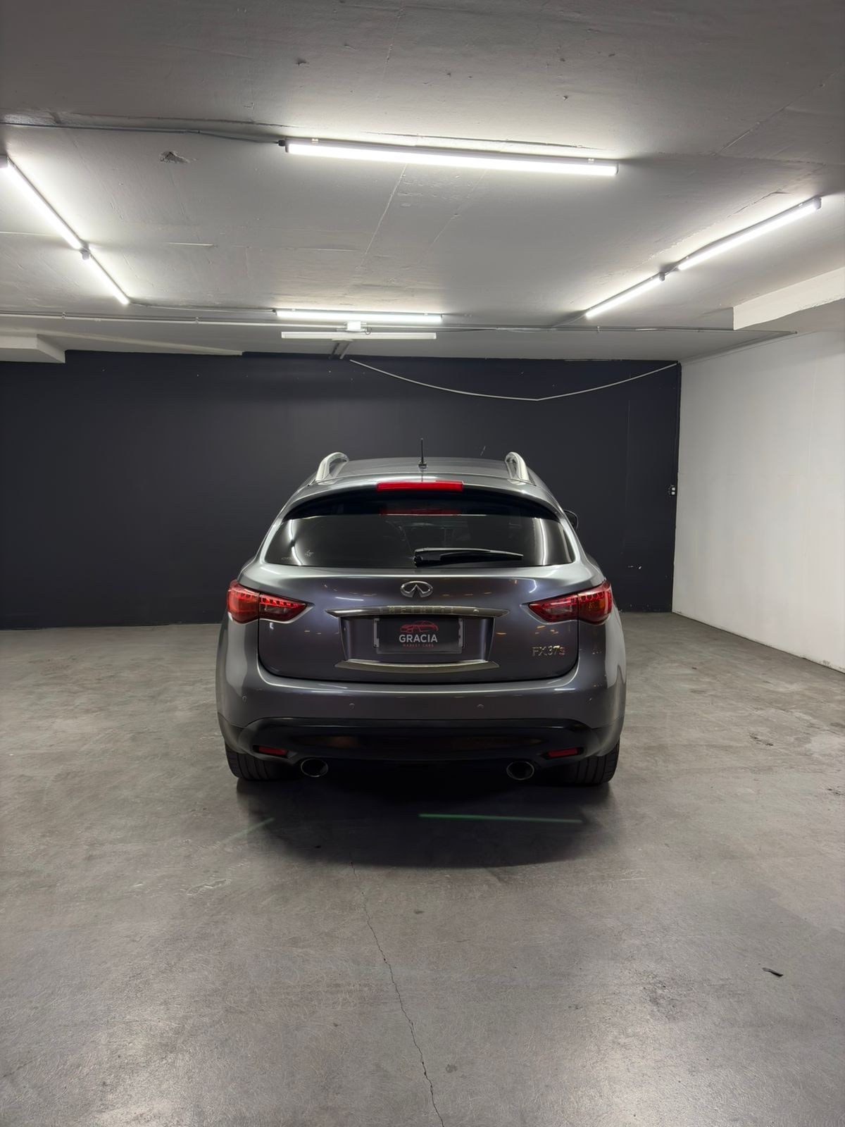 Vehicle media 5