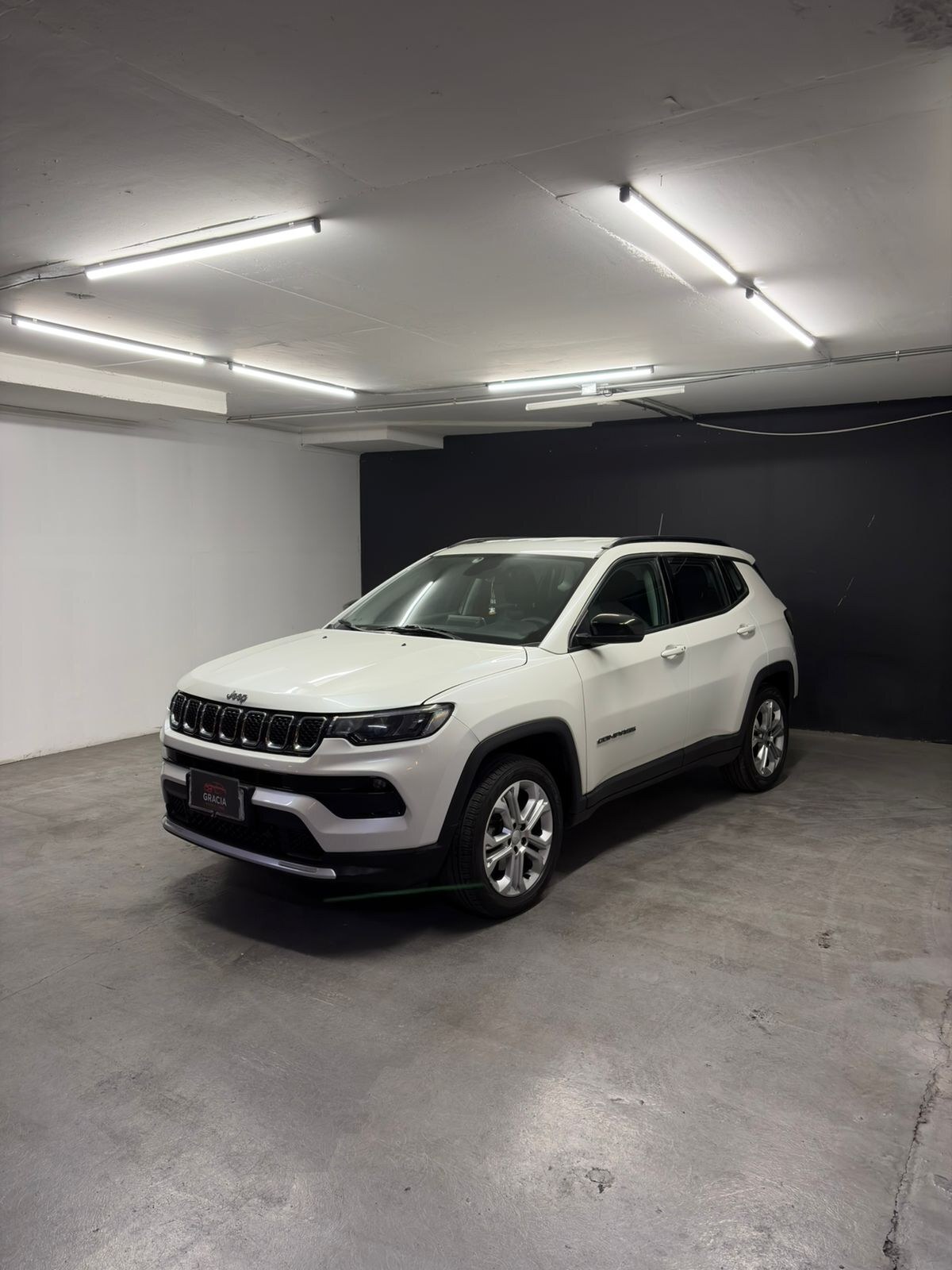Jeep Compass undefined