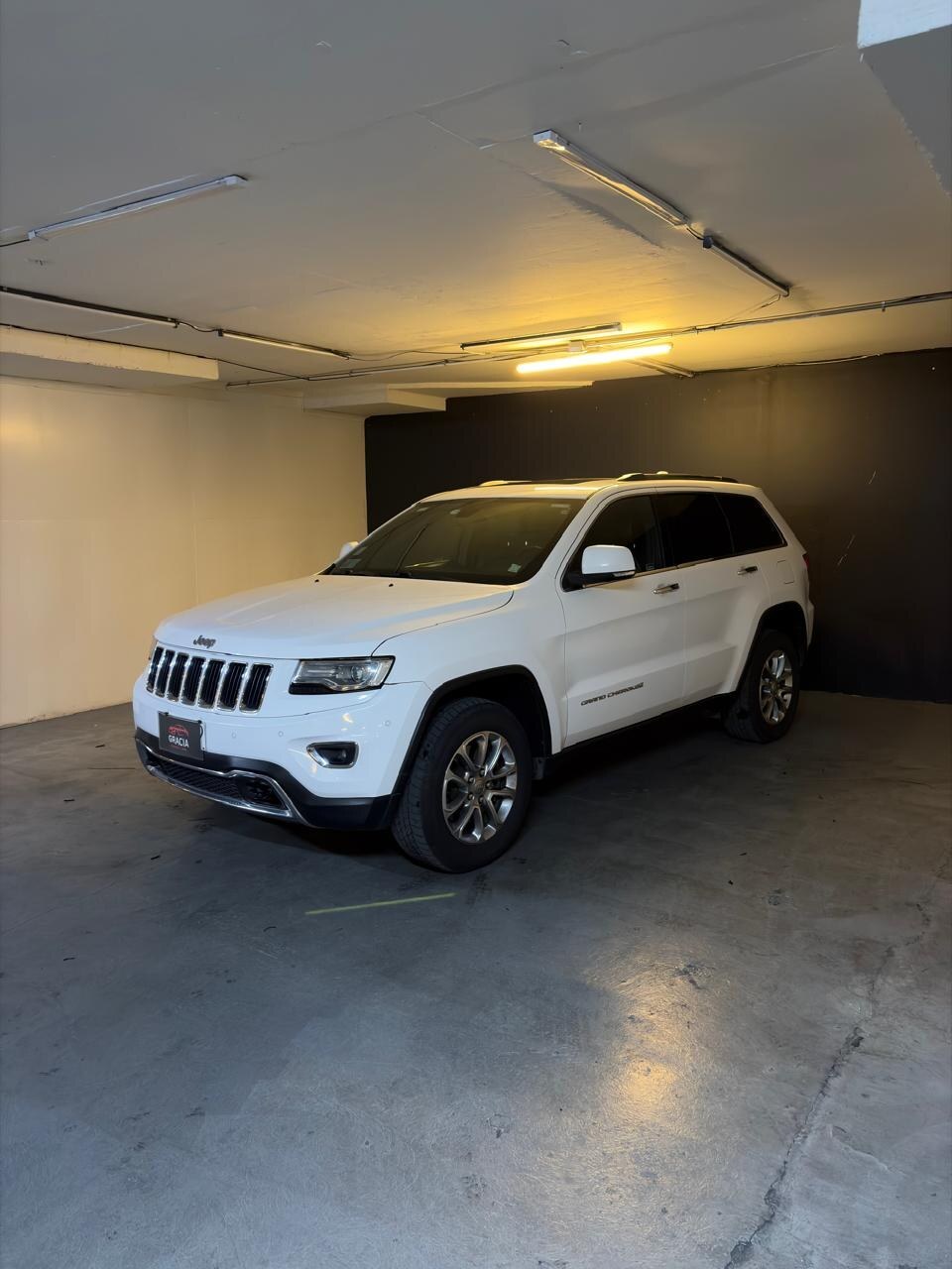 Jeep Grand Cherokee undefined
