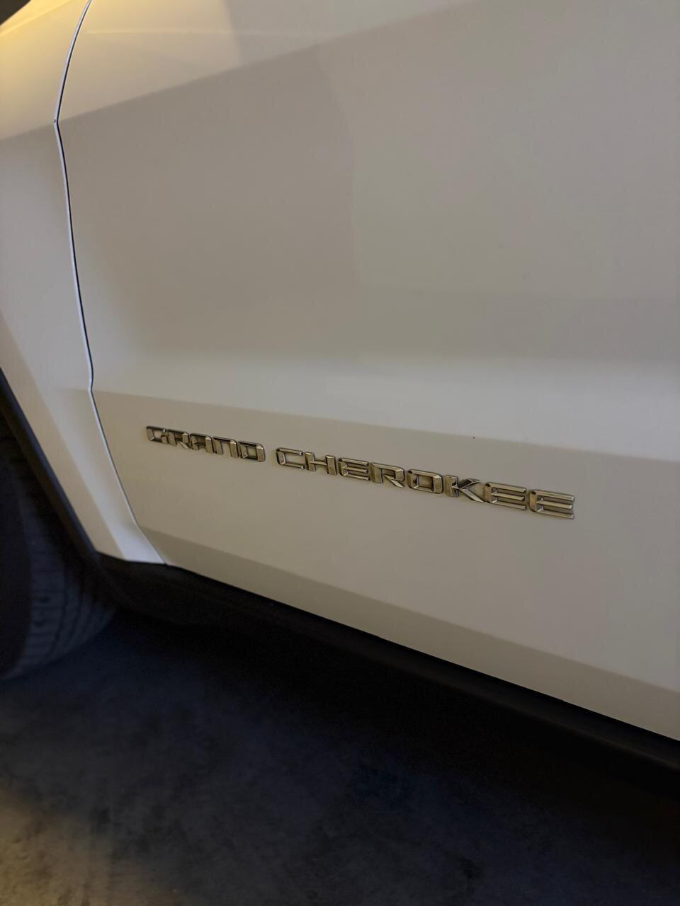 Vehicle media 8