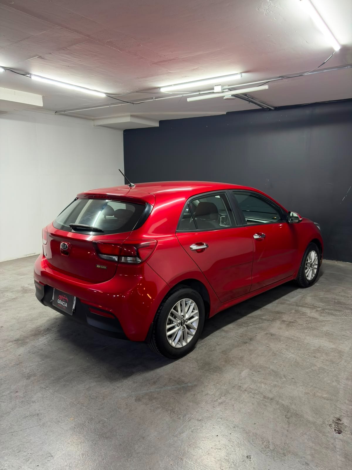 Vehicle media 4