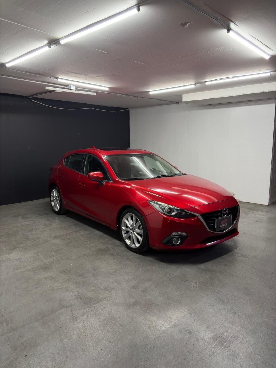Vehicle media 3