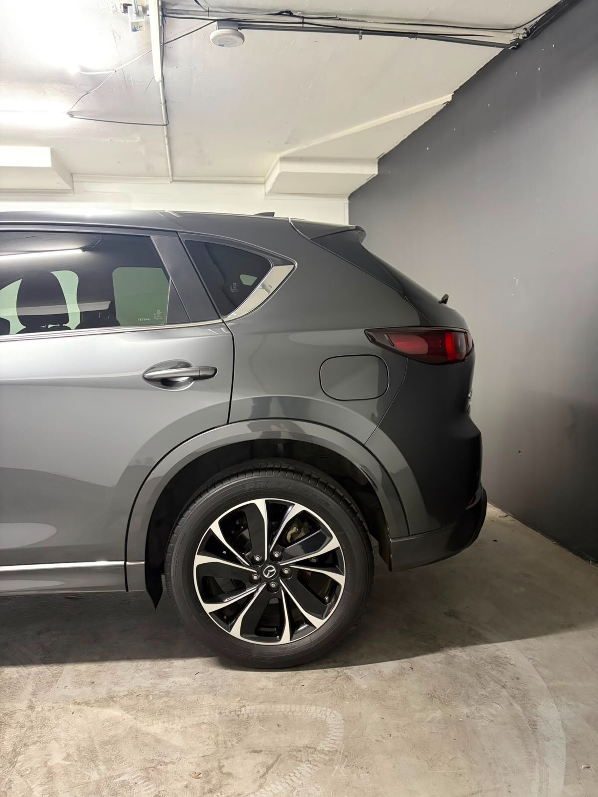 Vehicle media 8