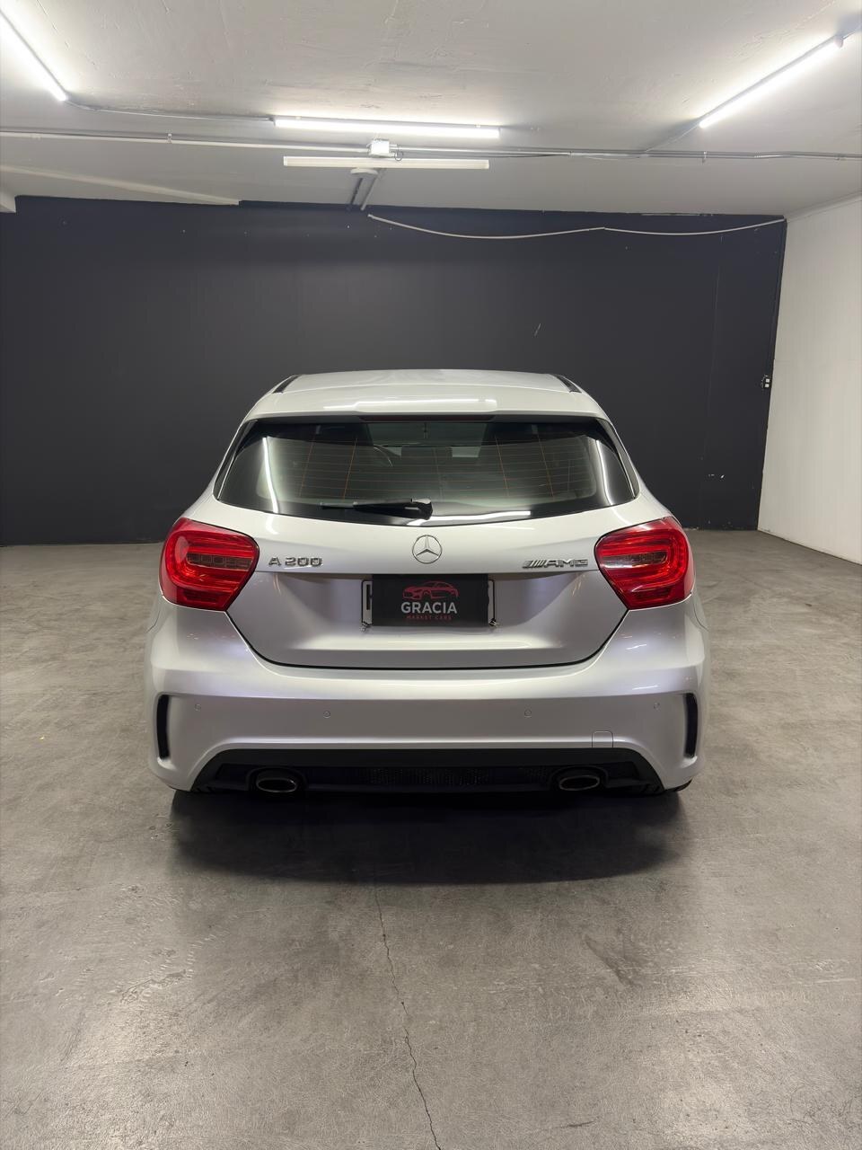 Vehicle media 5