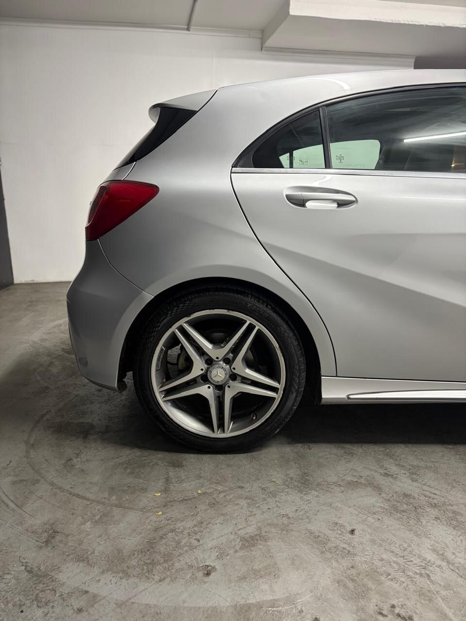 Vehicle media 8