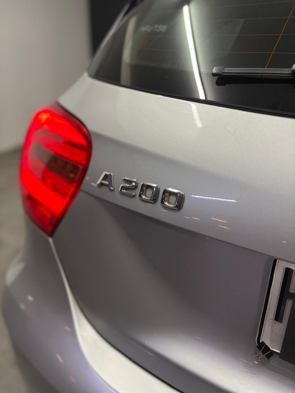 Vehicle media 9