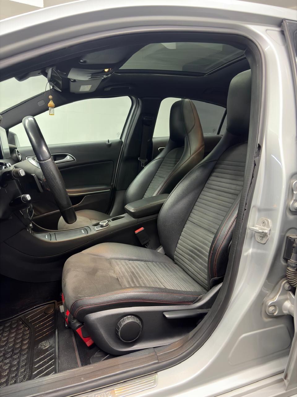 Vehicle media 11