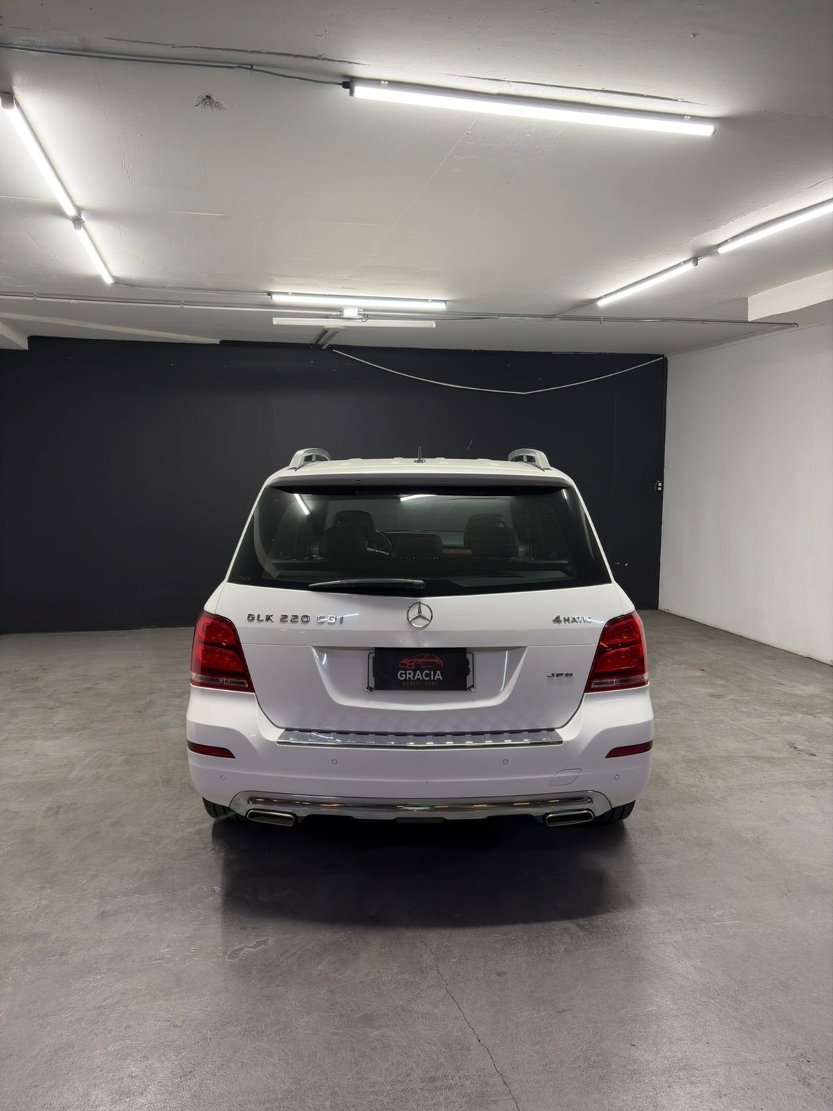 Vehicle media 5
