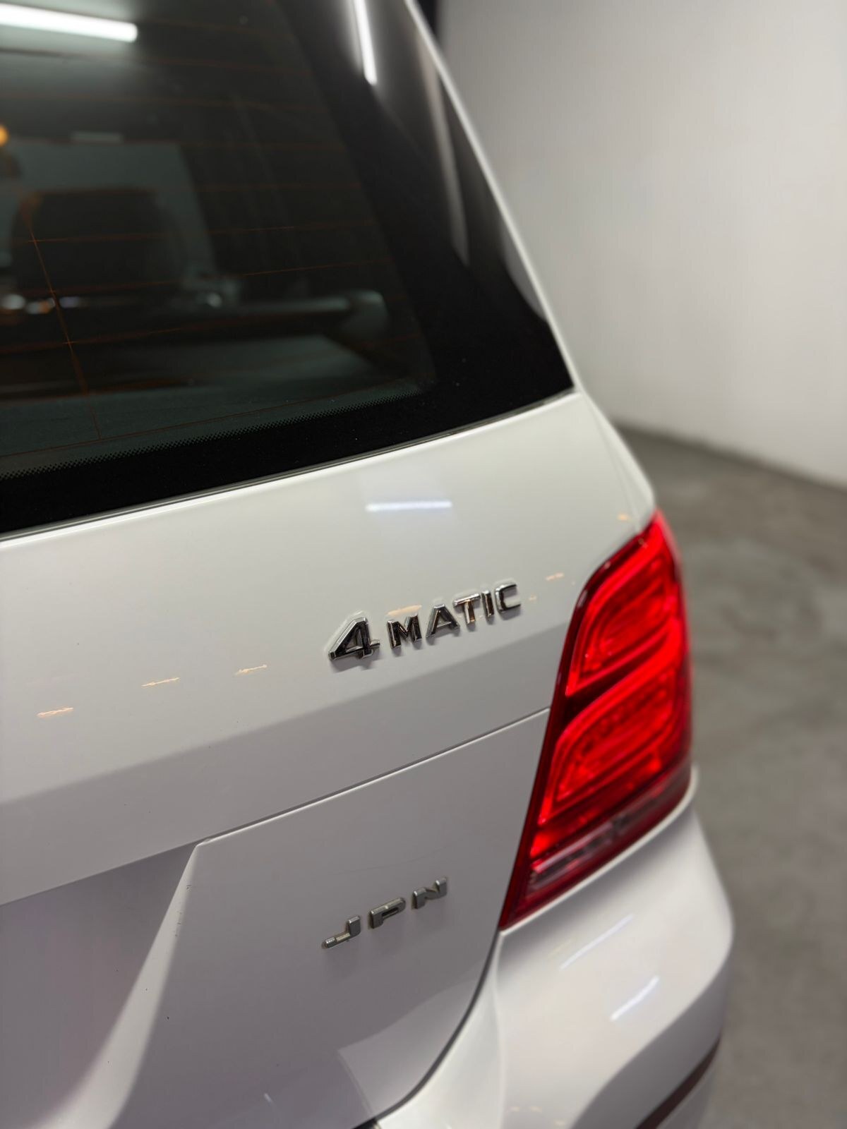 Vehicle media 10