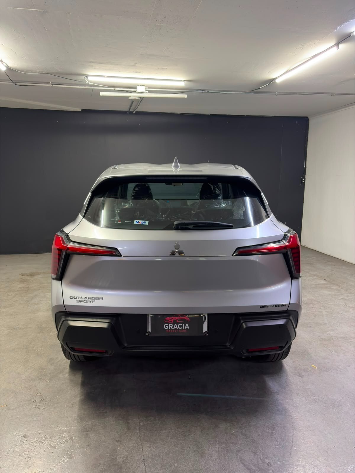 Vehicle media 5