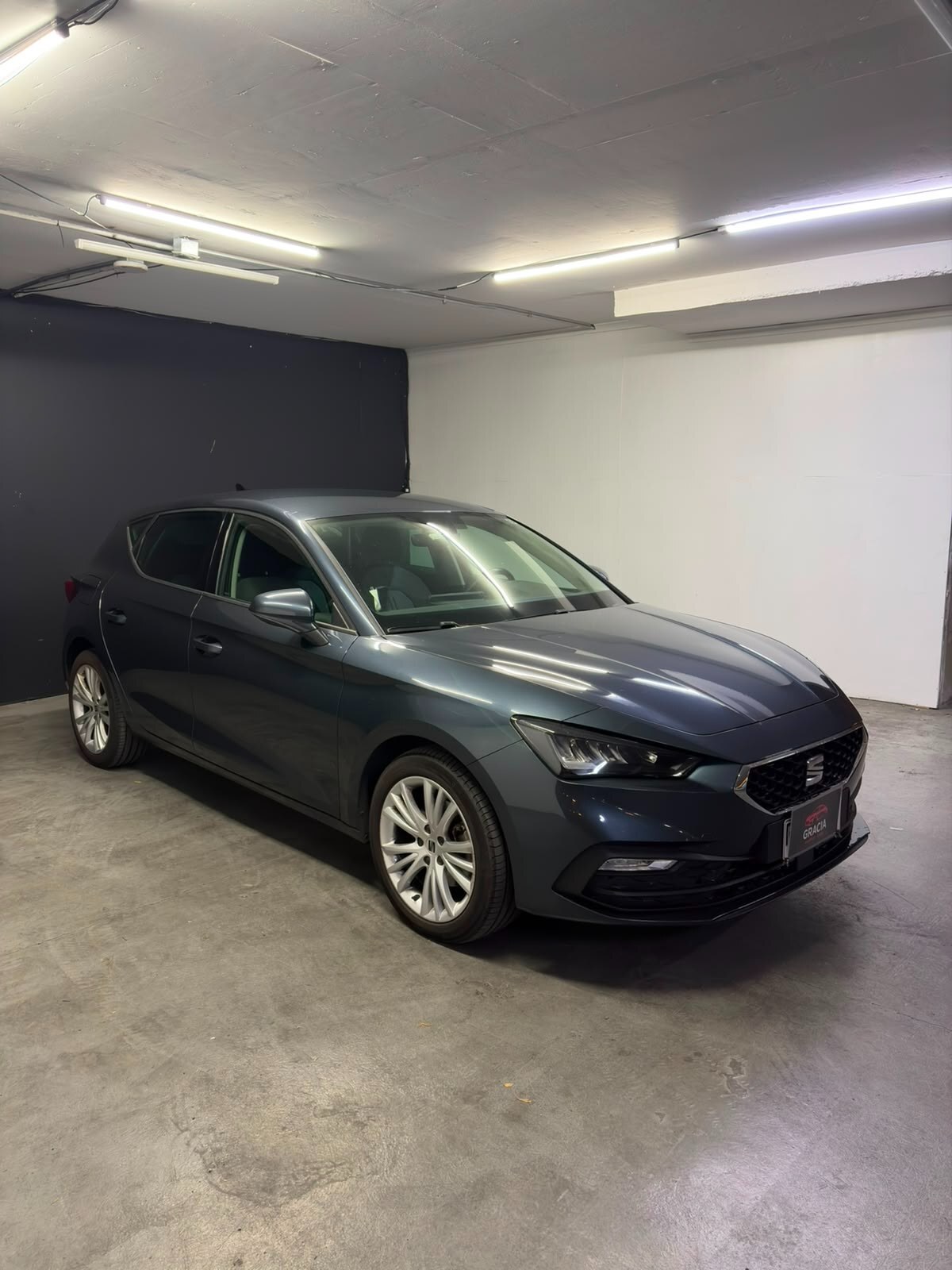Vehicle media 3
