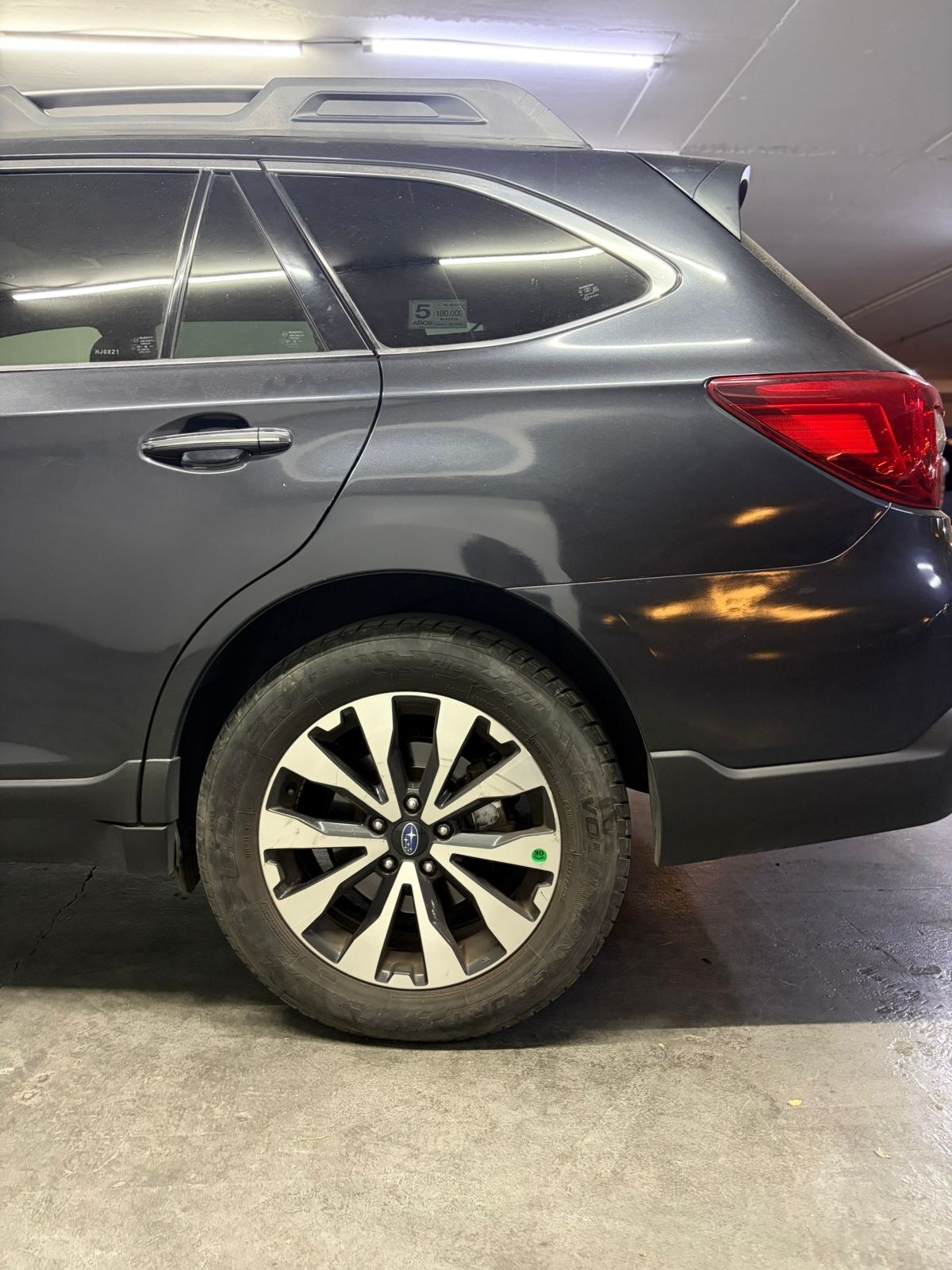 Vehicle media 9