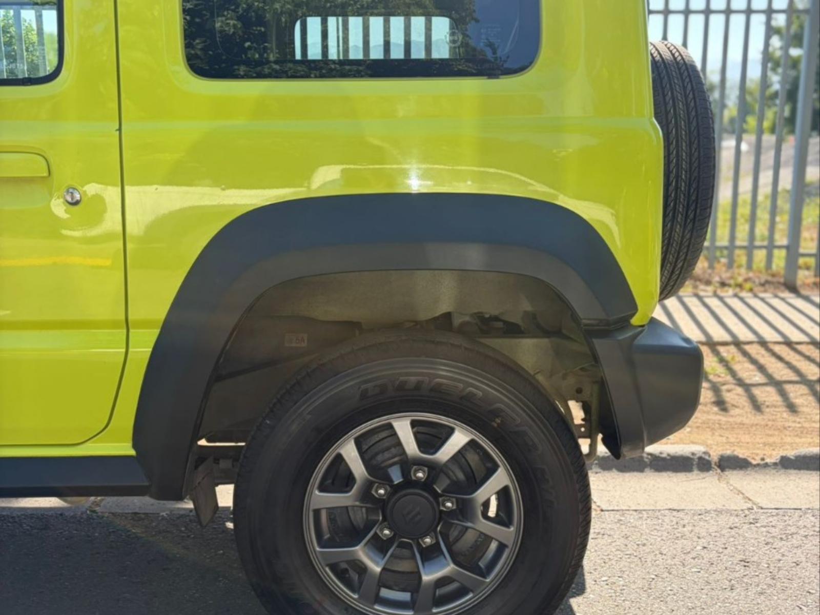 Vehicle media 8