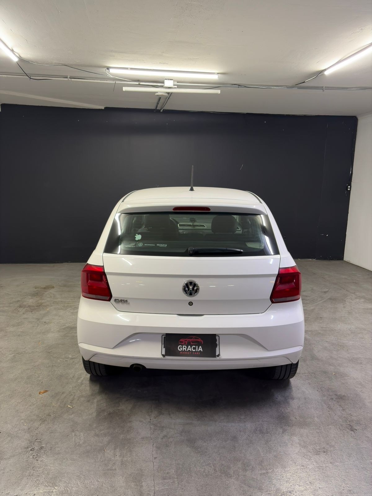 Vehicle media 5