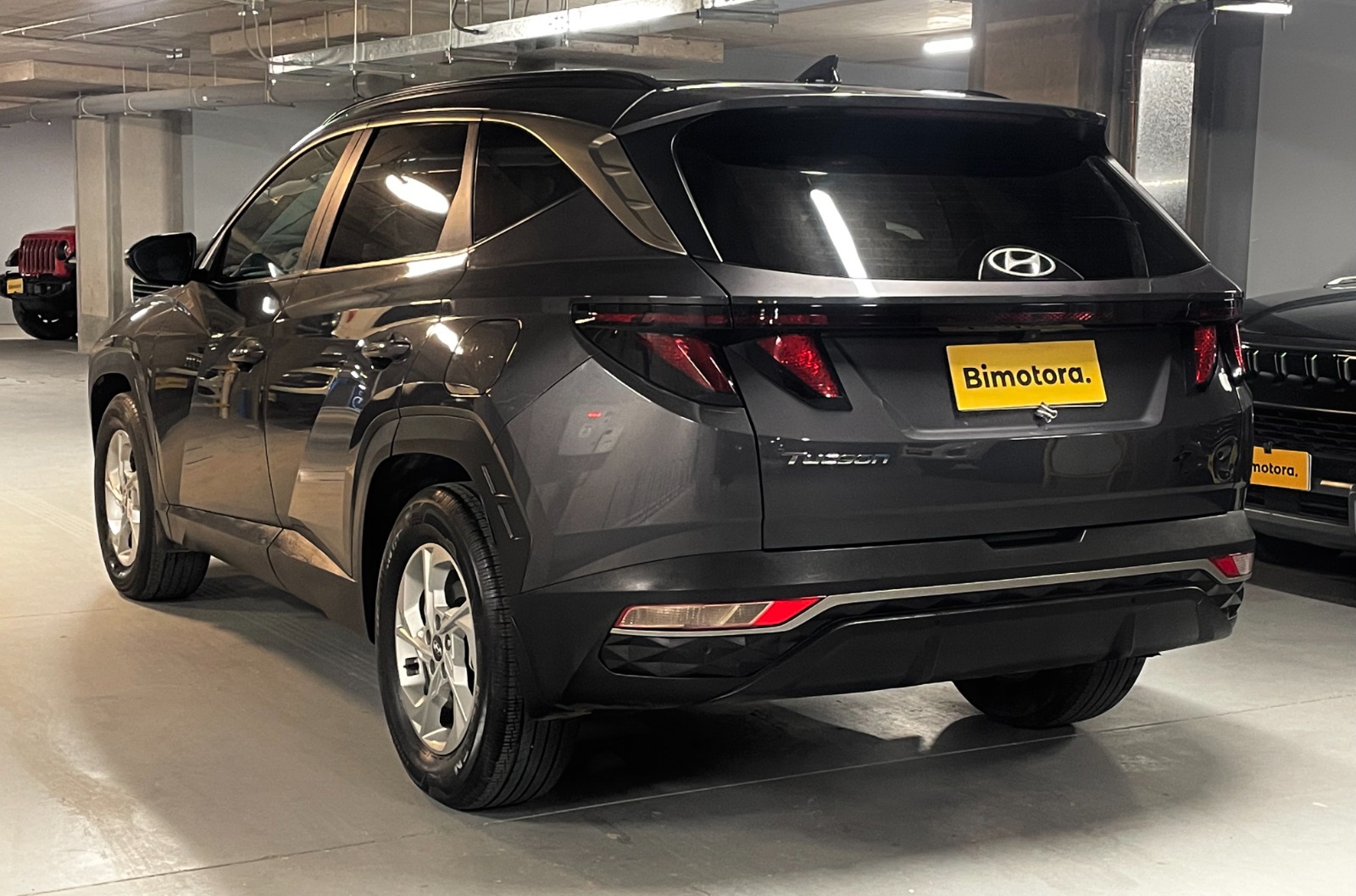Vehicle media 6