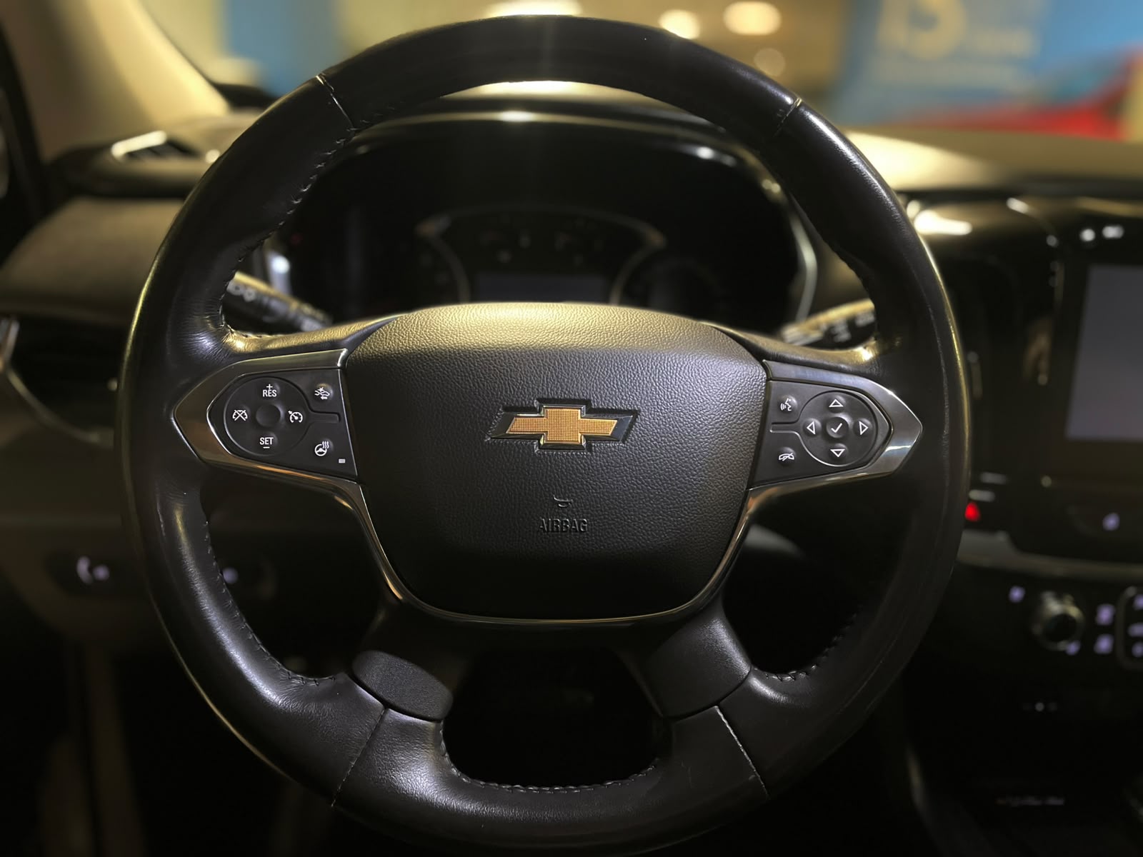 Vehicle media 7