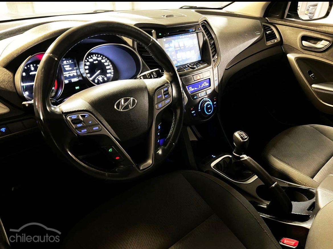 Vehicle media 9